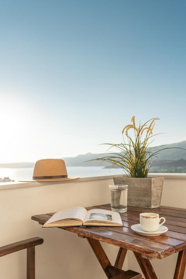 Mira Sitia Luxury Apartment Exterior photo