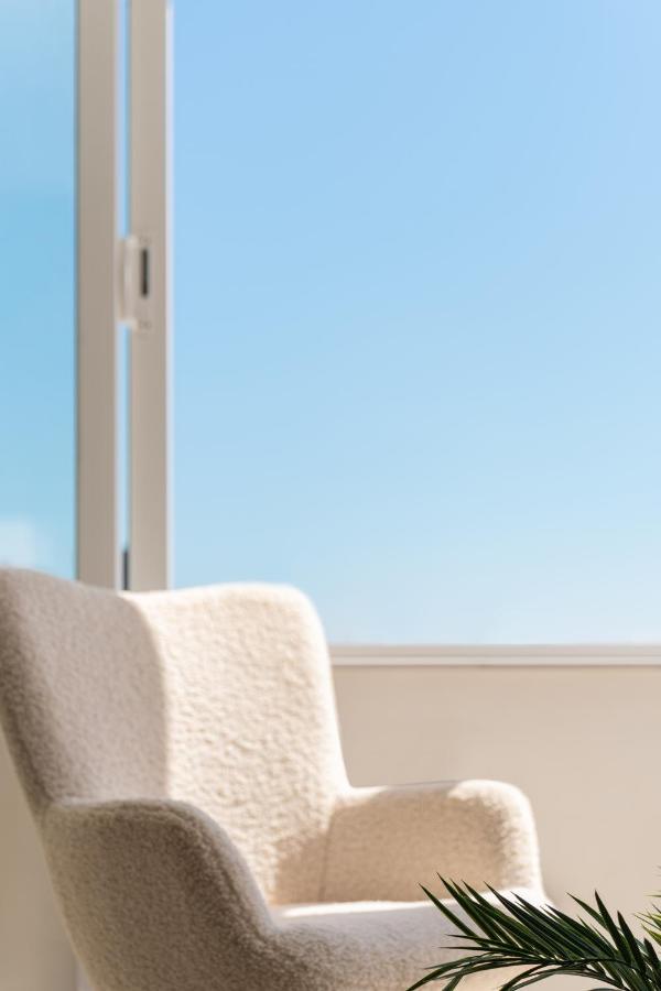 Mira Sitia Luxury Apartment Exterior photo