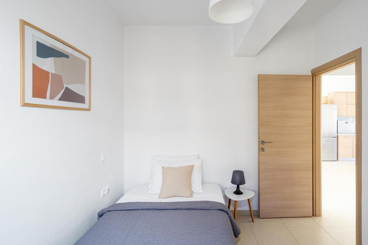 Mira Sitia Luxury Apartment Exterior photo